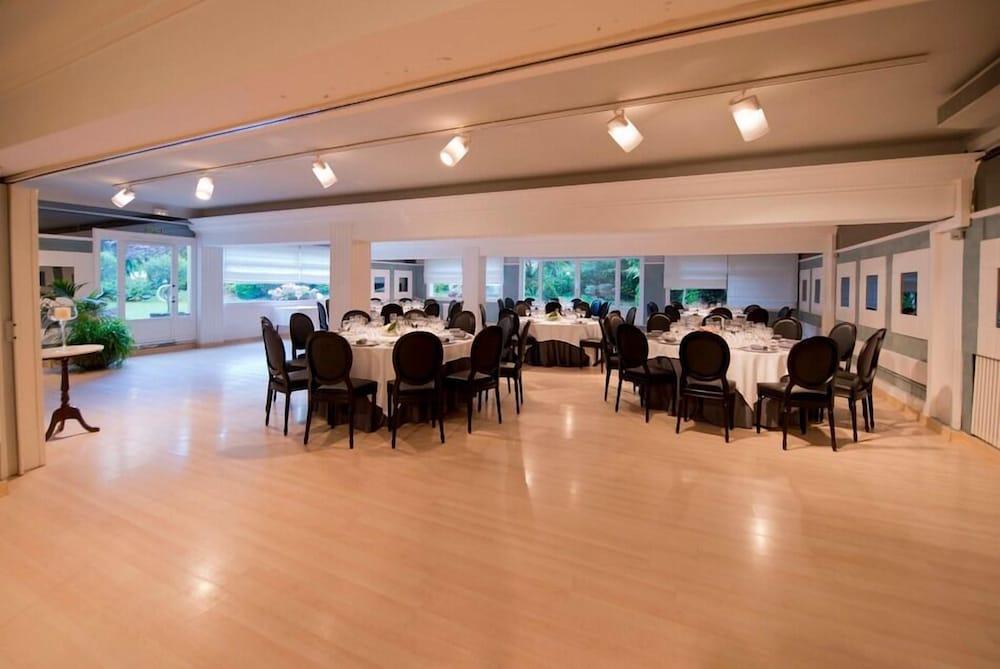 Hotel Restaurant Pessets & Spa ソート エクステリア 写真